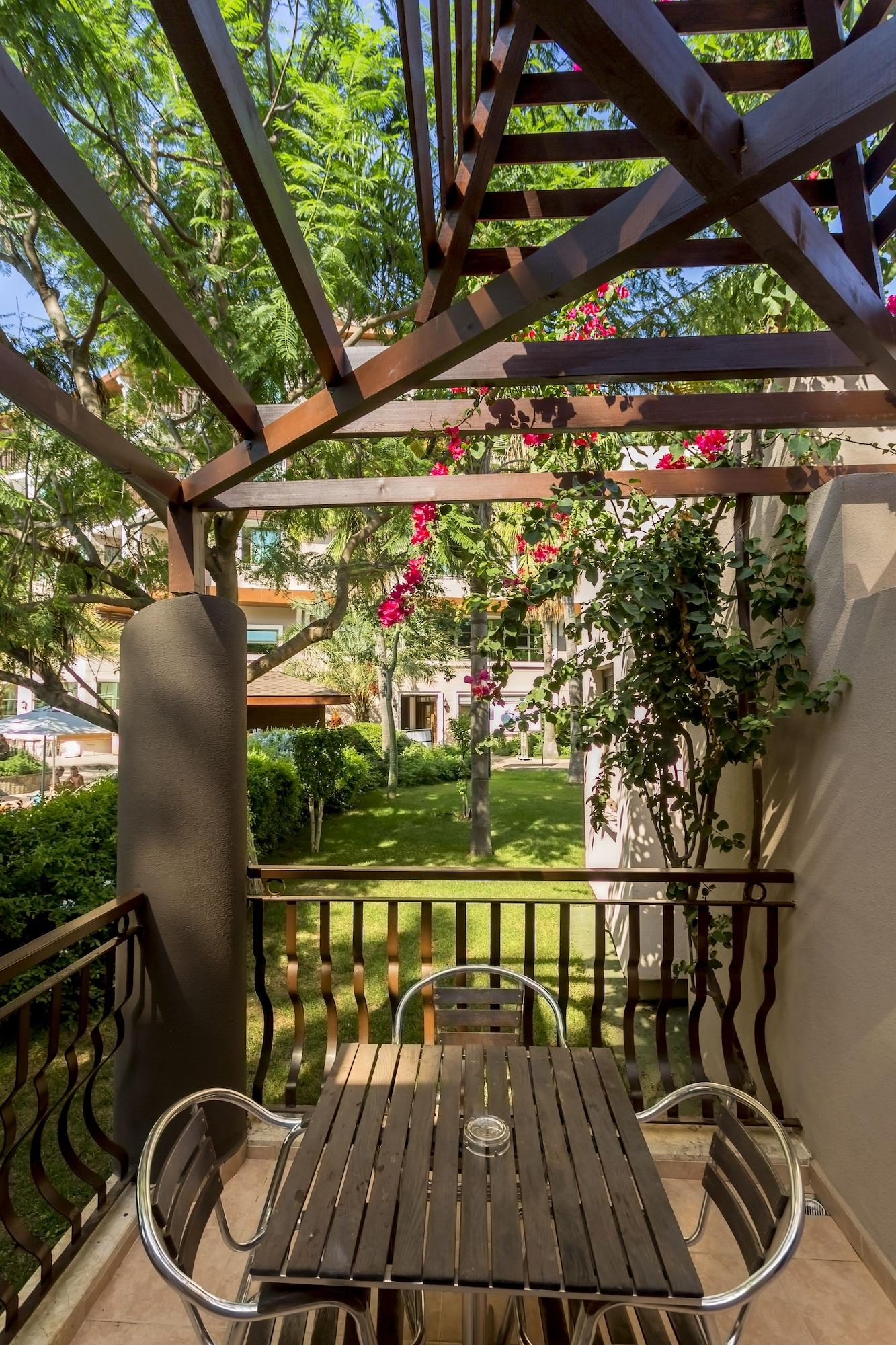 Club Dem Spa & Resort Hotel Konaklı Extérieur photo