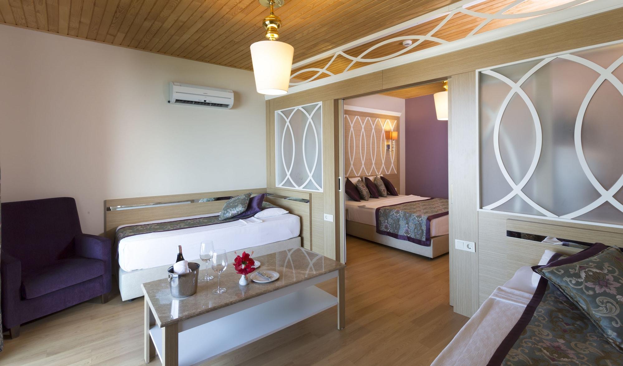 Club Dem Spa & Resort Hotel Konaklı Extérieur photo